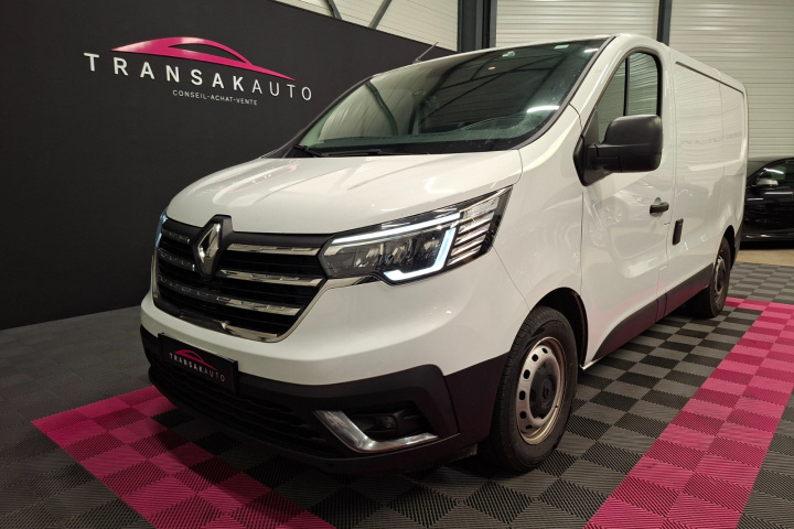 RENAULT TRAFIC FOURGON