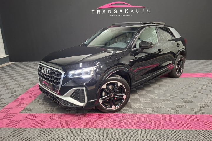 AUDI Q2
