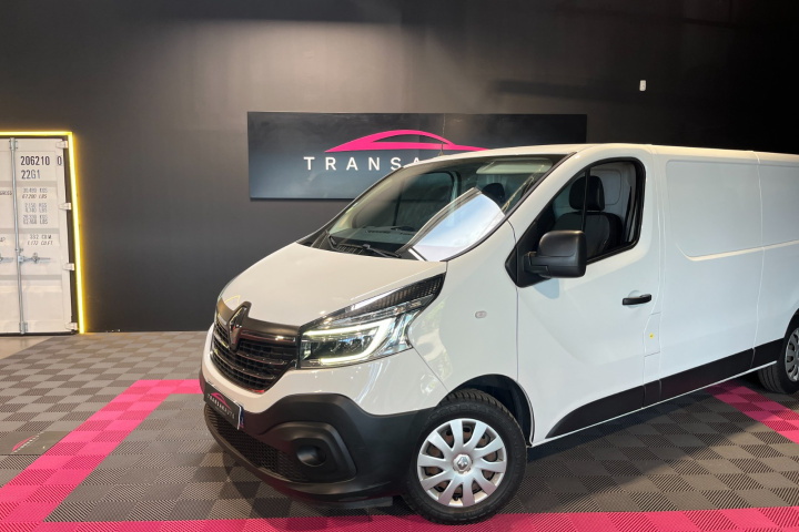 RENAULT TRAFIC FOURGON